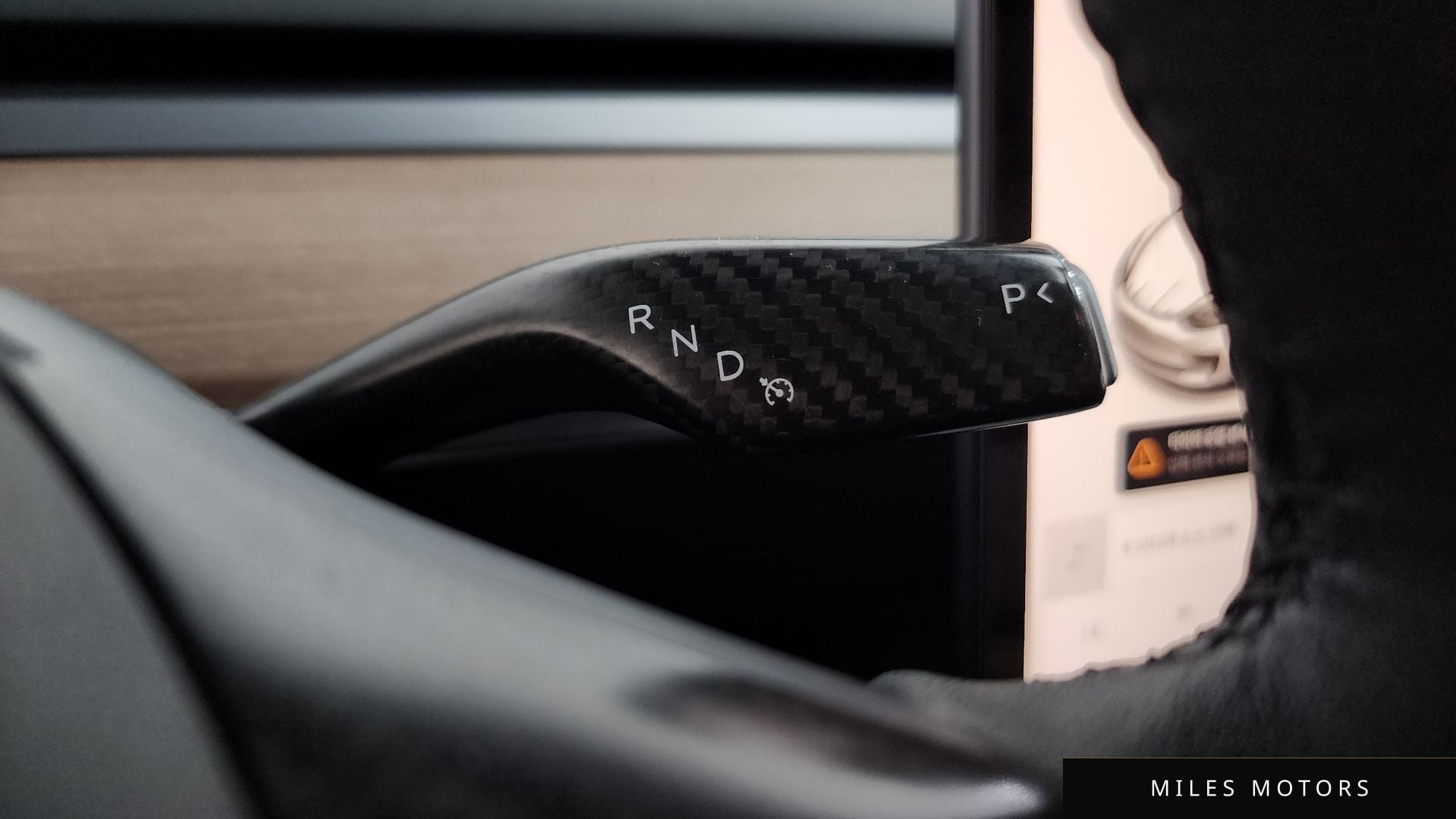 Tesla 모델 3 2022 — миниатюра 9
