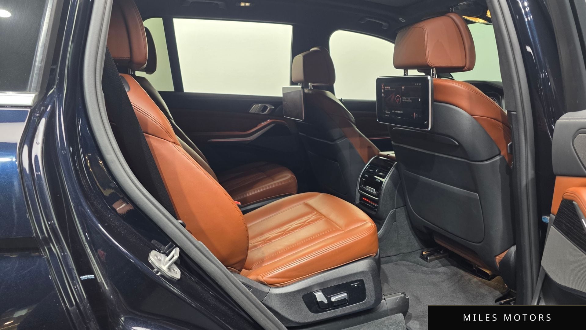 BMW X7 (G07) 2021 — миниатюра 12