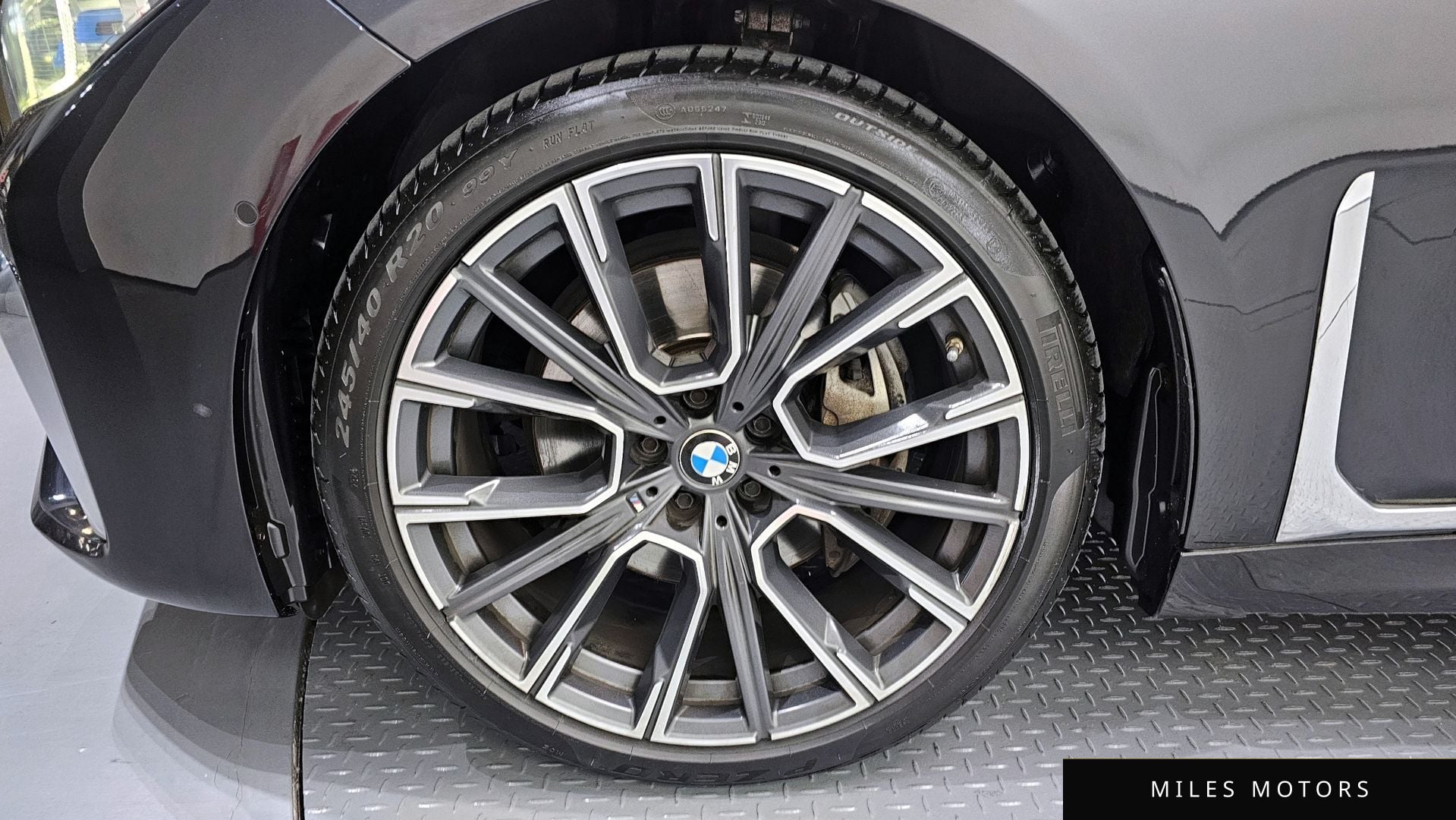 BMW 7 Series (G11) 2021 — миниатюра 5