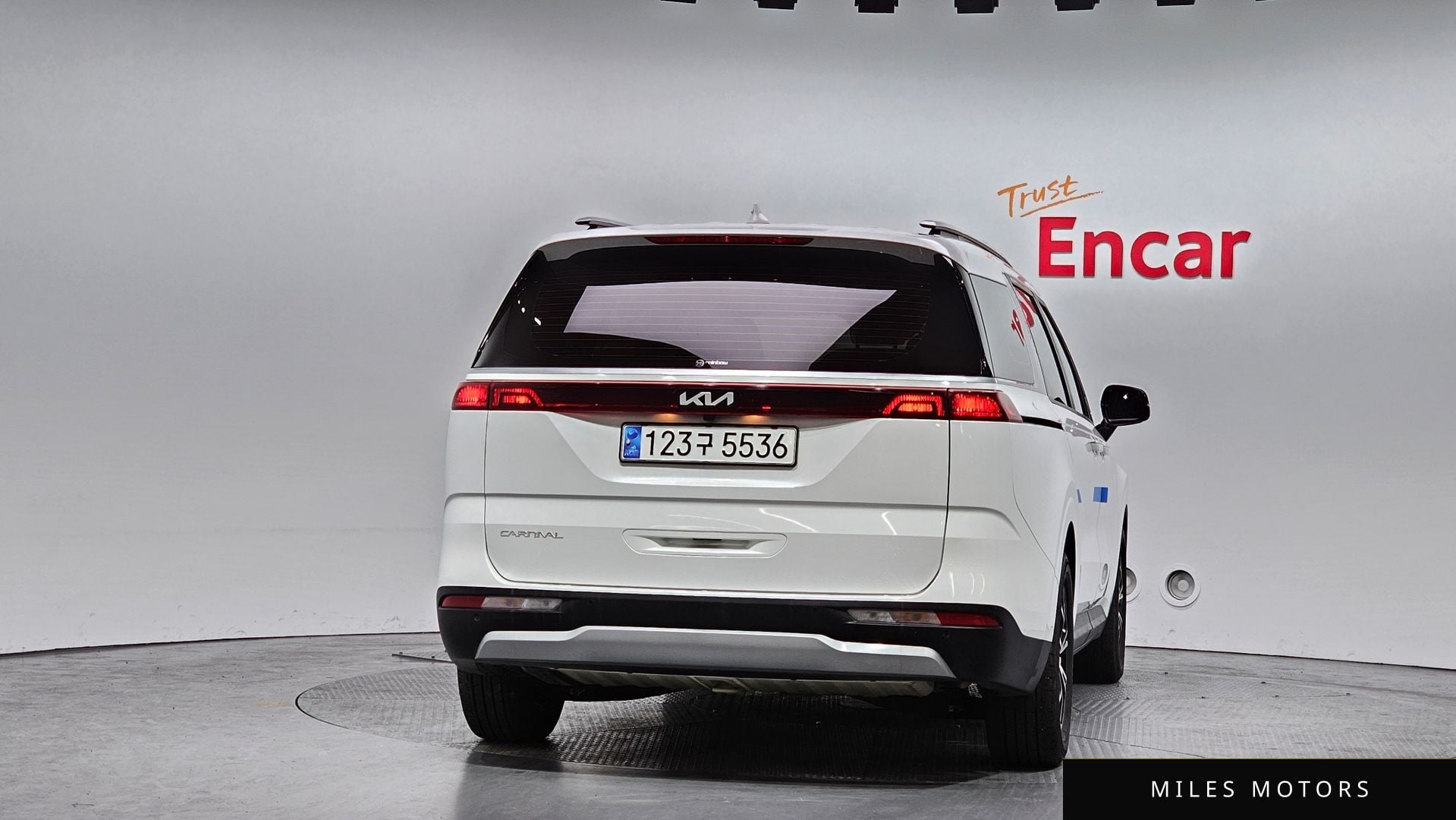 Kia Carnival 2023 — миниатюра 4