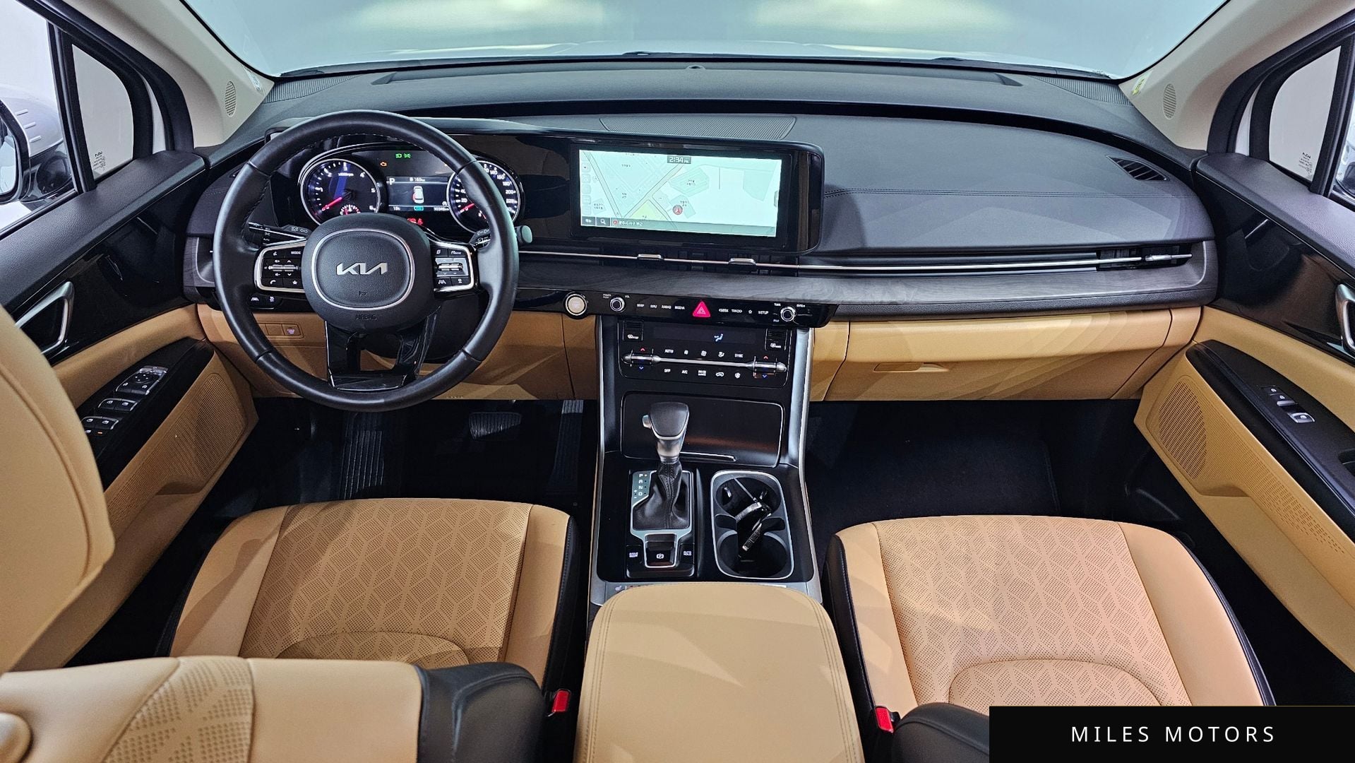 Kia Carnival 2023 — миниатюра 7
