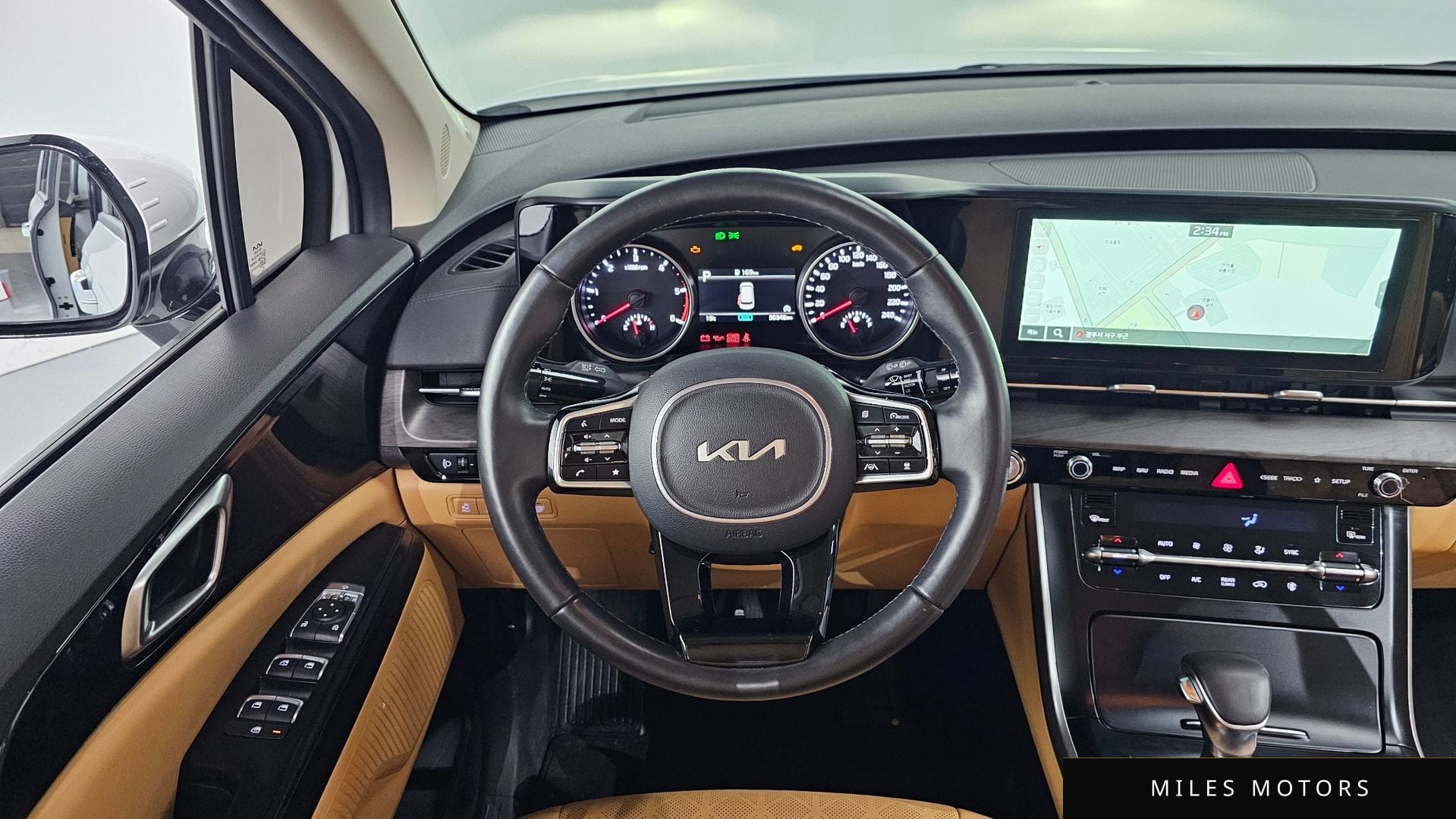 Kia Carnival 2023 — миниатюра 12