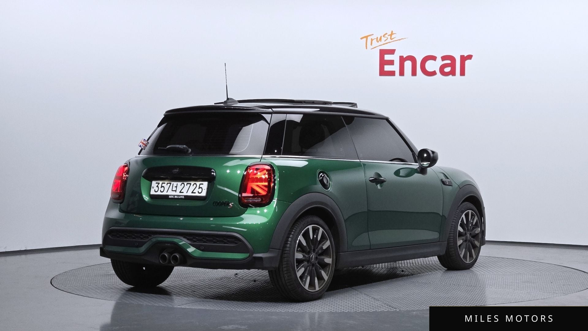MINI Cooper S 2023 — миниатюра 2