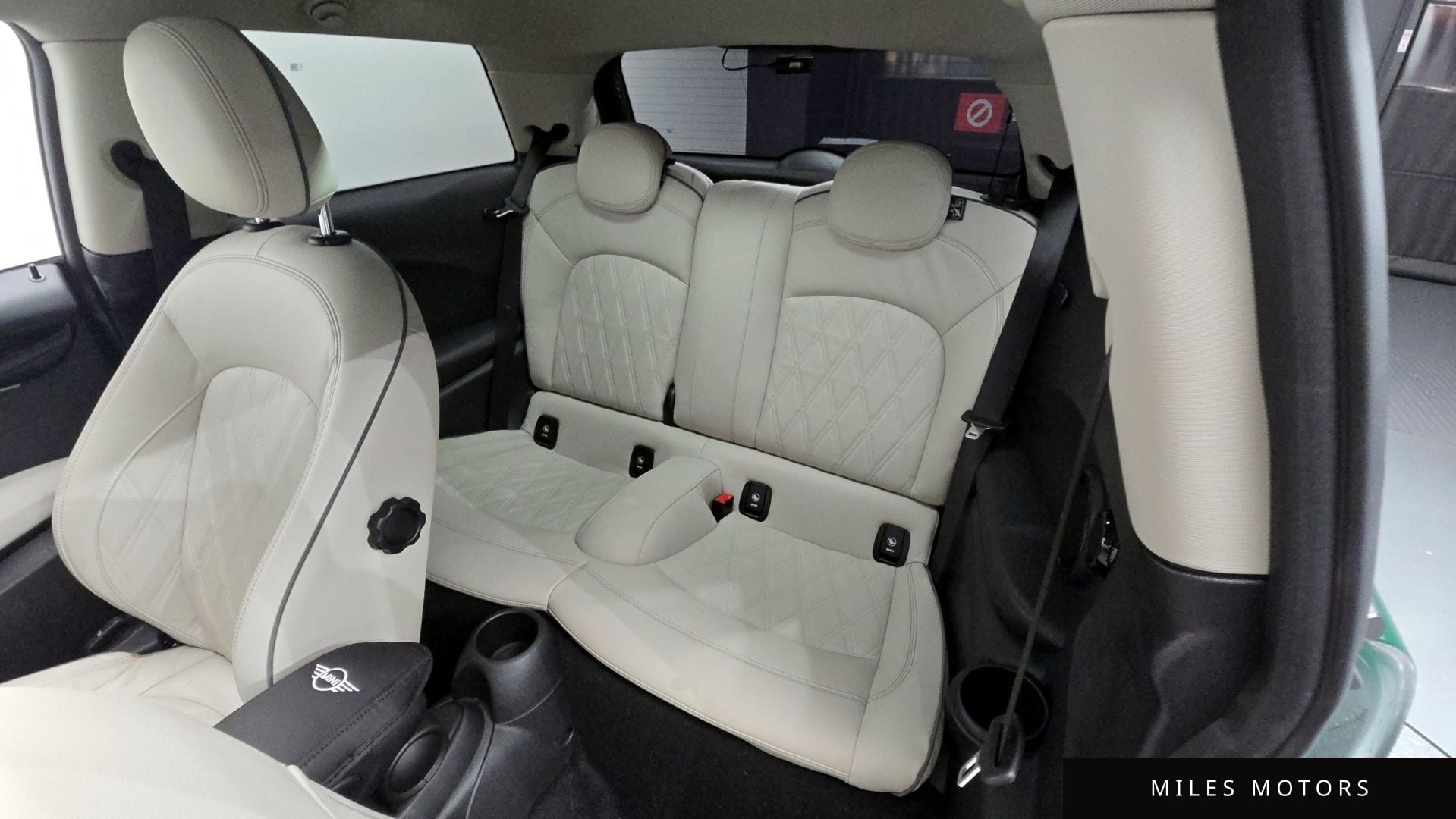 MINI Cooper S 2023 — миниатюра 12