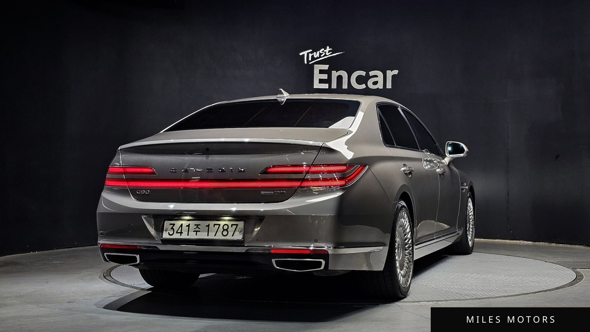 Genesis G90 2019 — миниатюра 2