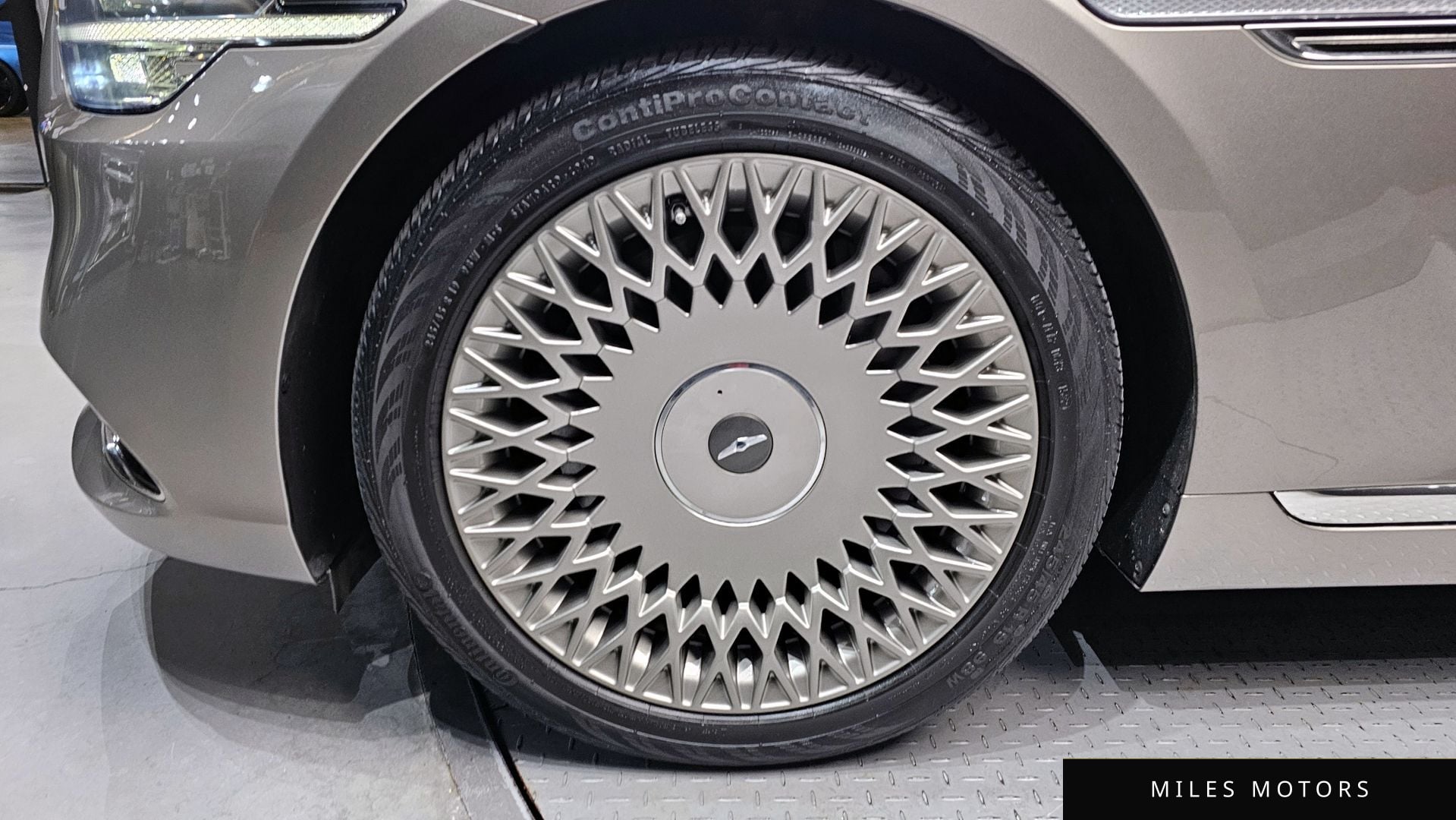 Genesis G90 2019 — миниатюра 5