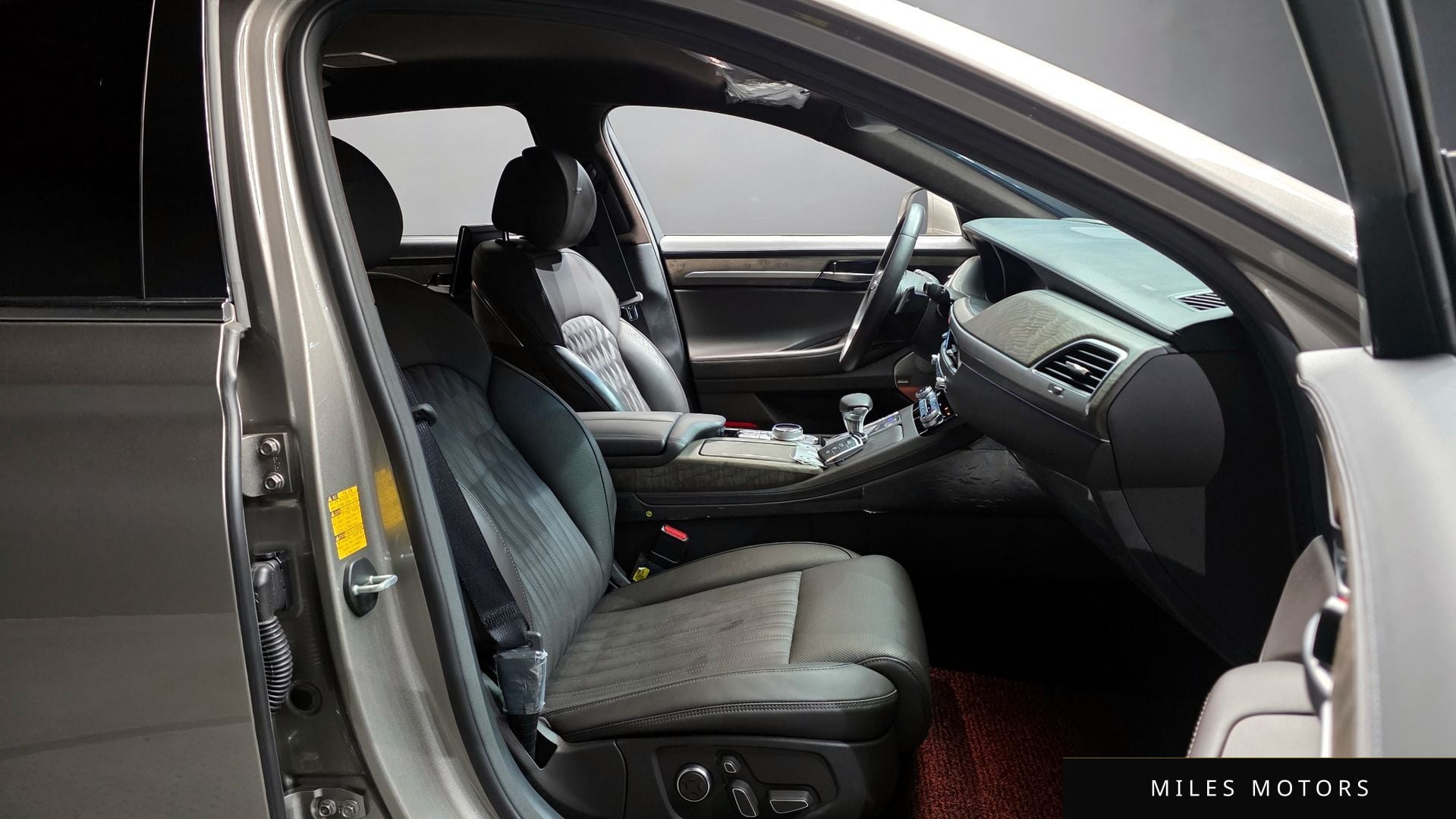 Genesis G90 2019 — миниатюра 10