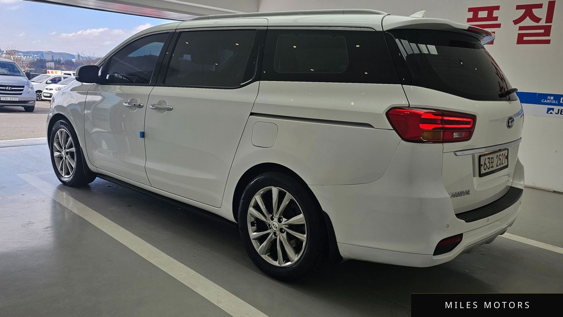 Kia Canival 2019 — миниатюра 10