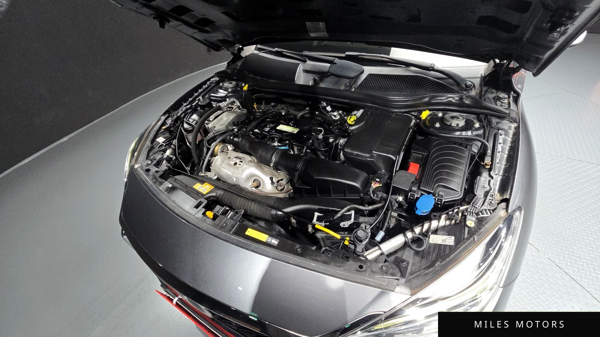 Infiniti Q30 2017 — миниатюра 6