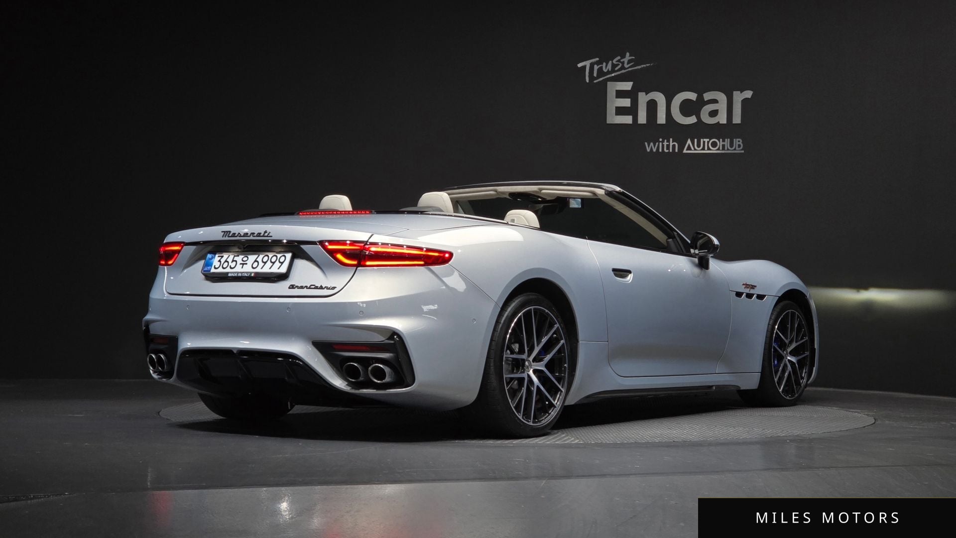 Maserati GranCabrio 2024 — миниатюра 2