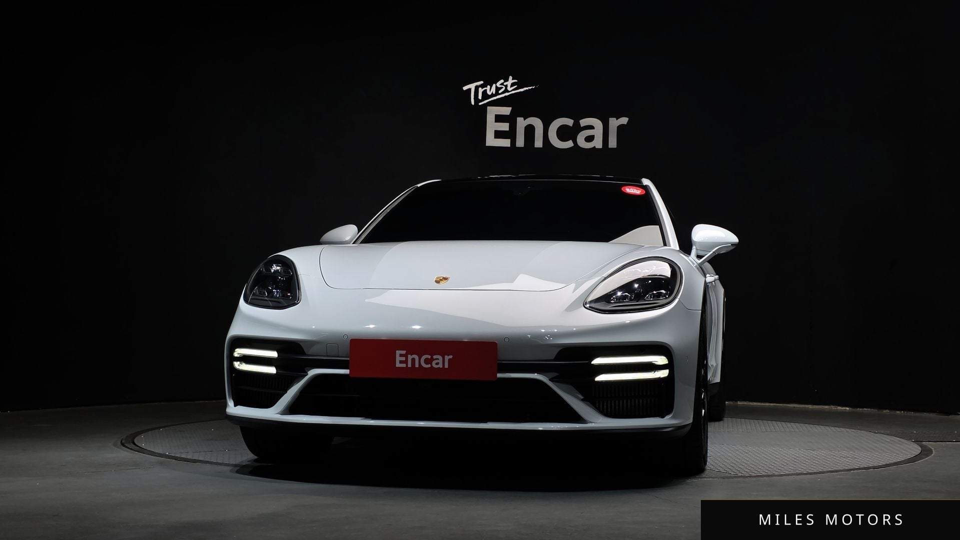 Porsche Panamera 2021 — миниатюра 3