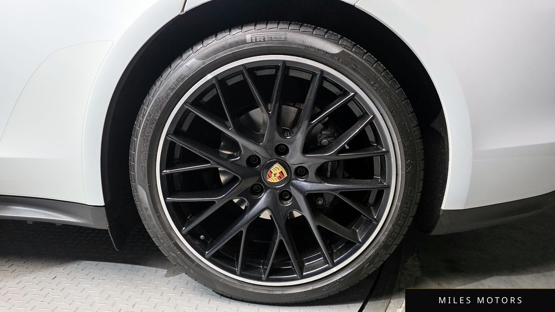 Porsche Panamera 2021 — миниатюра 5