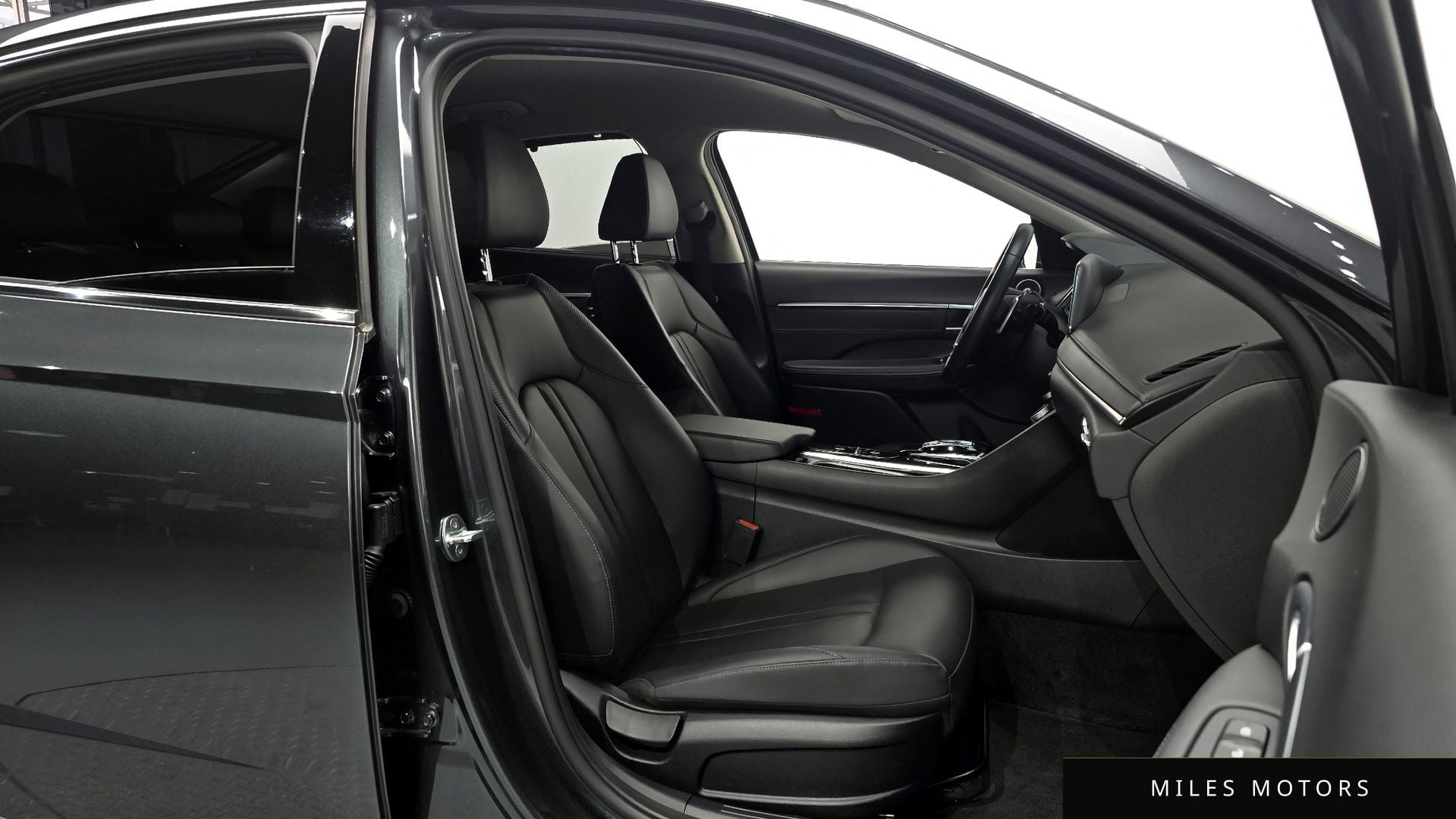 Hyundai Sonata 2022 — миниатюра 10