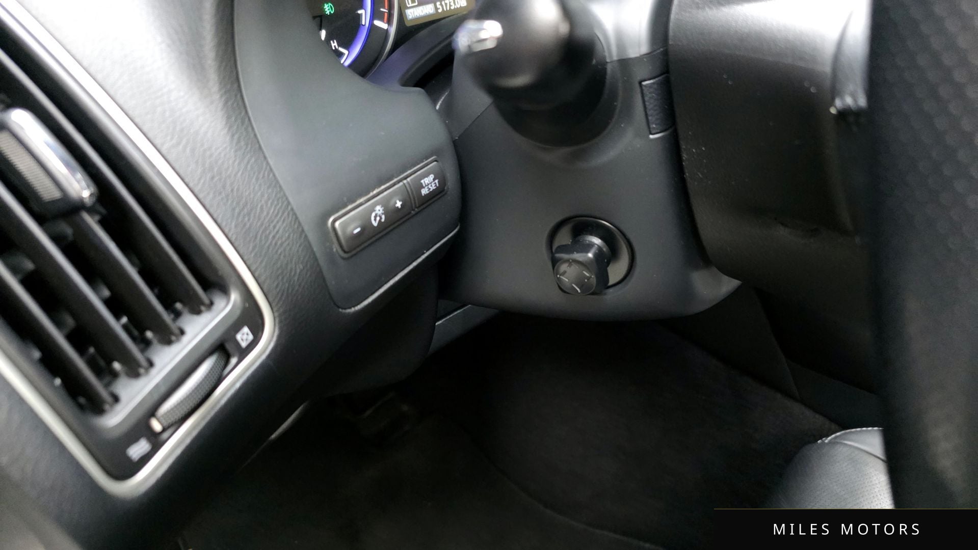 Infiniti Q50 2015 — миниатюра 17
