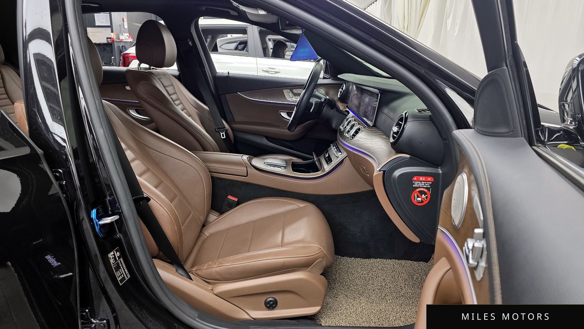 Mercedes-Benz E-Class W213 2021 — миниатюра 11