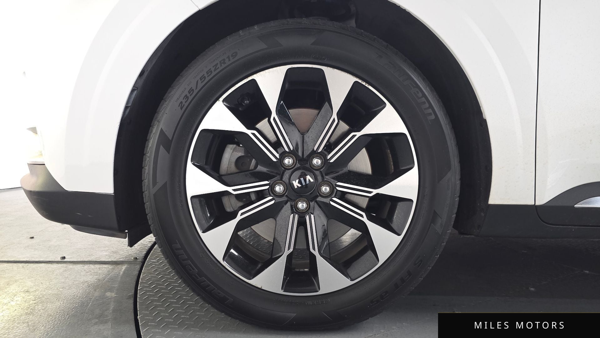 Kia Carnival 2021 — миниатюра 5