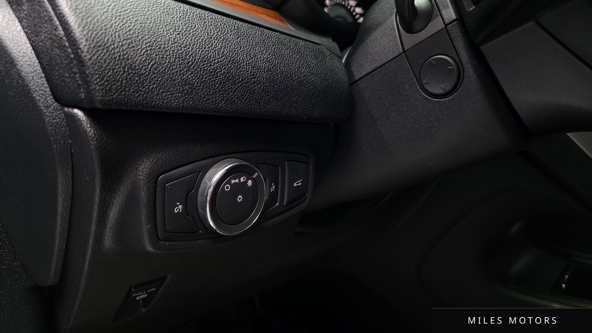 Lincoln MKC 2017 — миниатюра 17