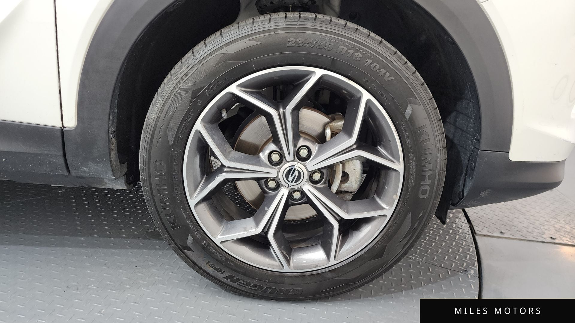 KG Mobility Beautiful Korando 2022 — миниатюра 5
