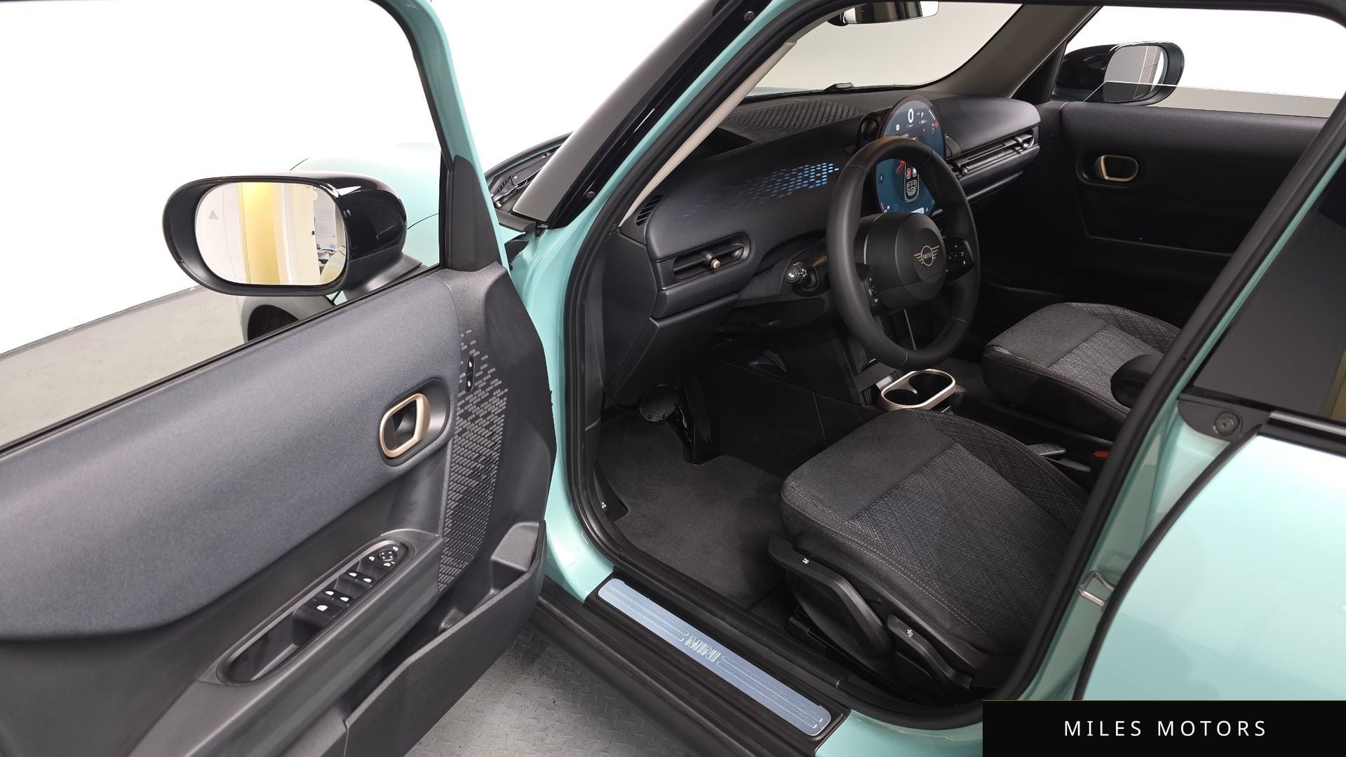 MINI Cooper 2025 — миниатюра 10