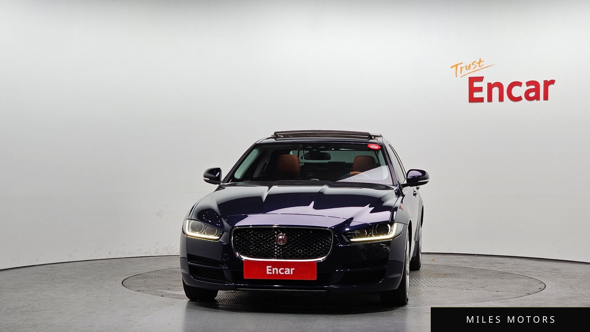 Jaguar XE 2017 — миниатюра 3