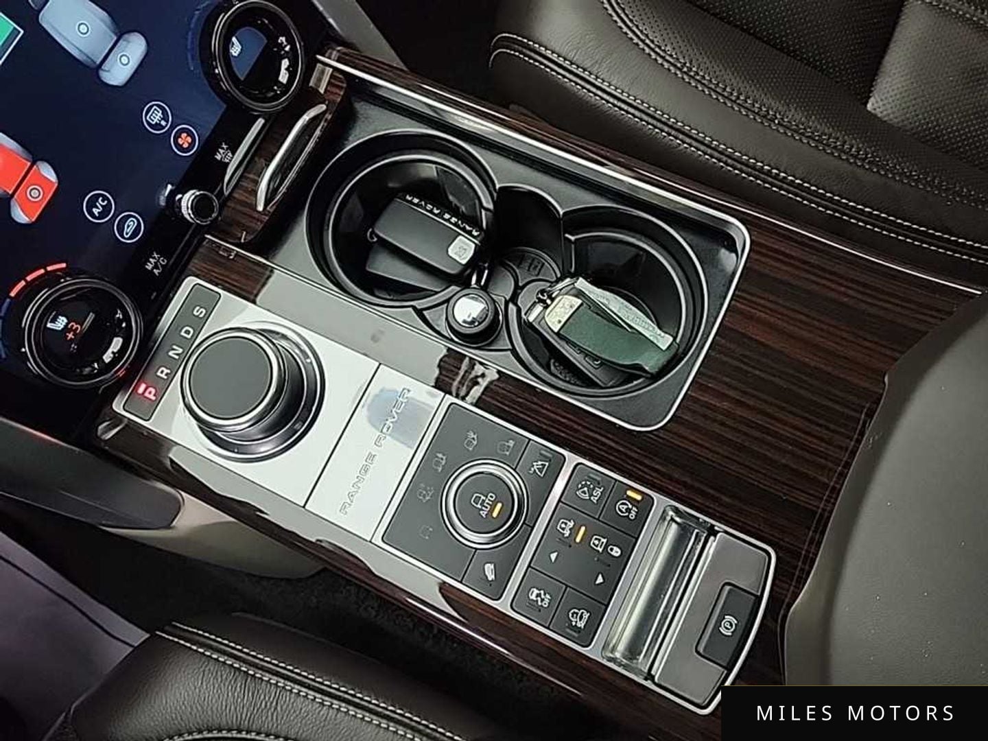 Land Rover Range Rover 2016 — миниатюра 8