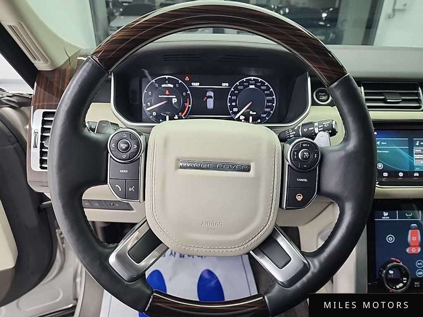 Land Rover Range Rover 2016 — миниатюра 9