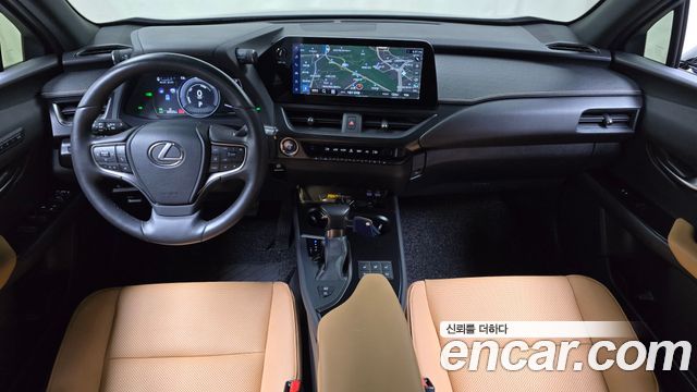 Лексус UX250h 2023 — миниатюра 7