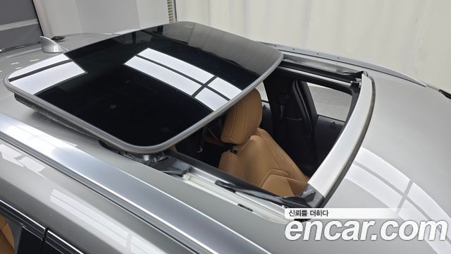 Лексус UX250h 2023 — миниатюра 19