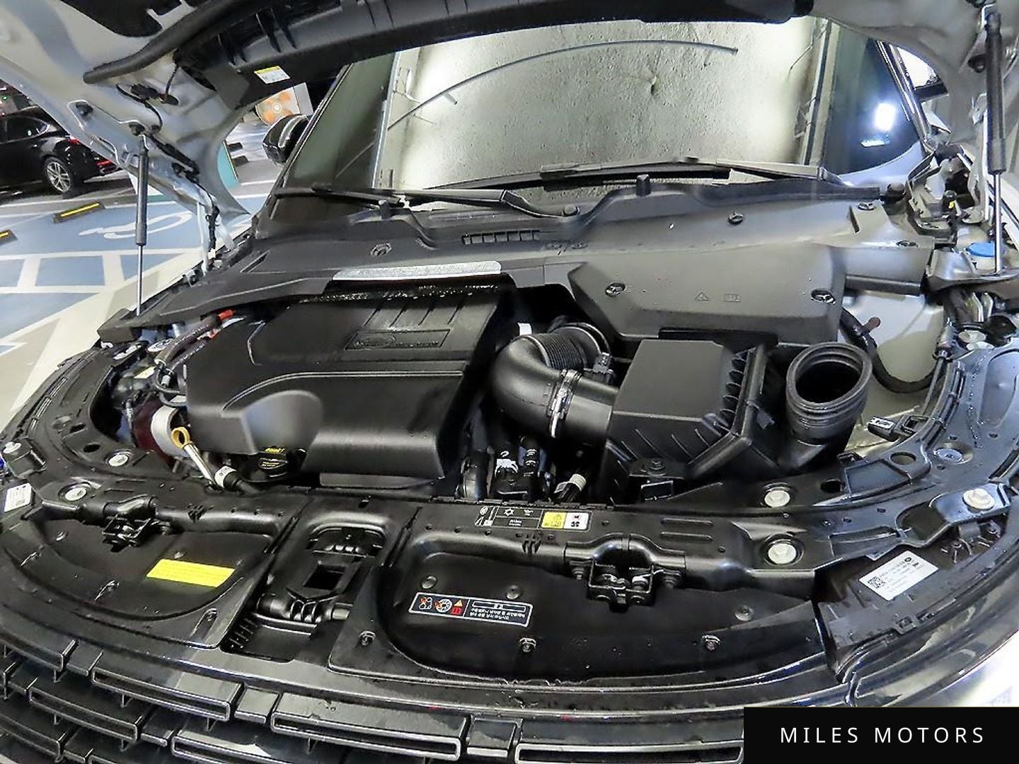 Land Rover 레인지로버 이보크 2025 — миниатюра 19