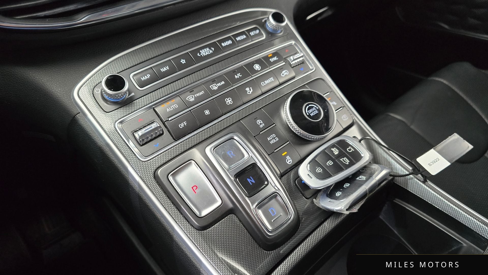 Hyundai Santafe 2023 — миниатюра 9