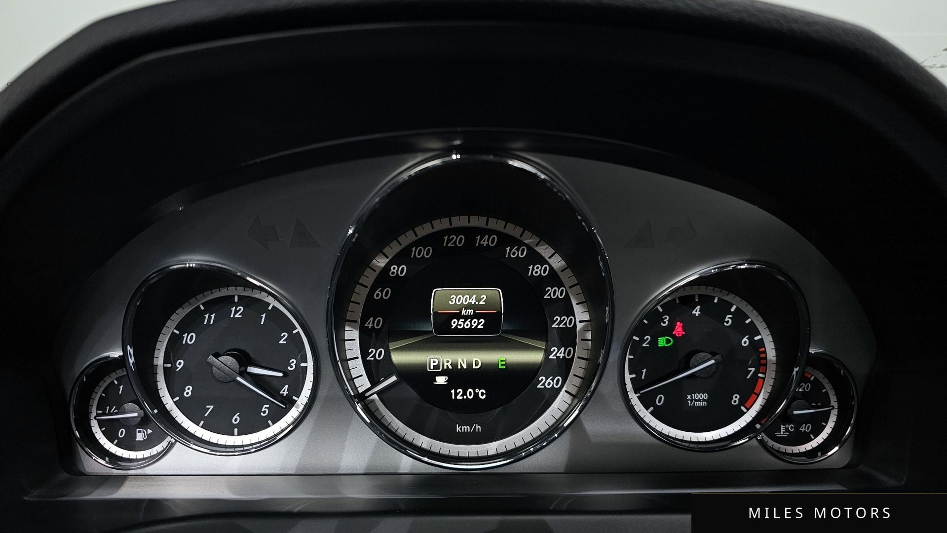 Mercedes-Benz E-Class W212 2013 — миниатюра 8