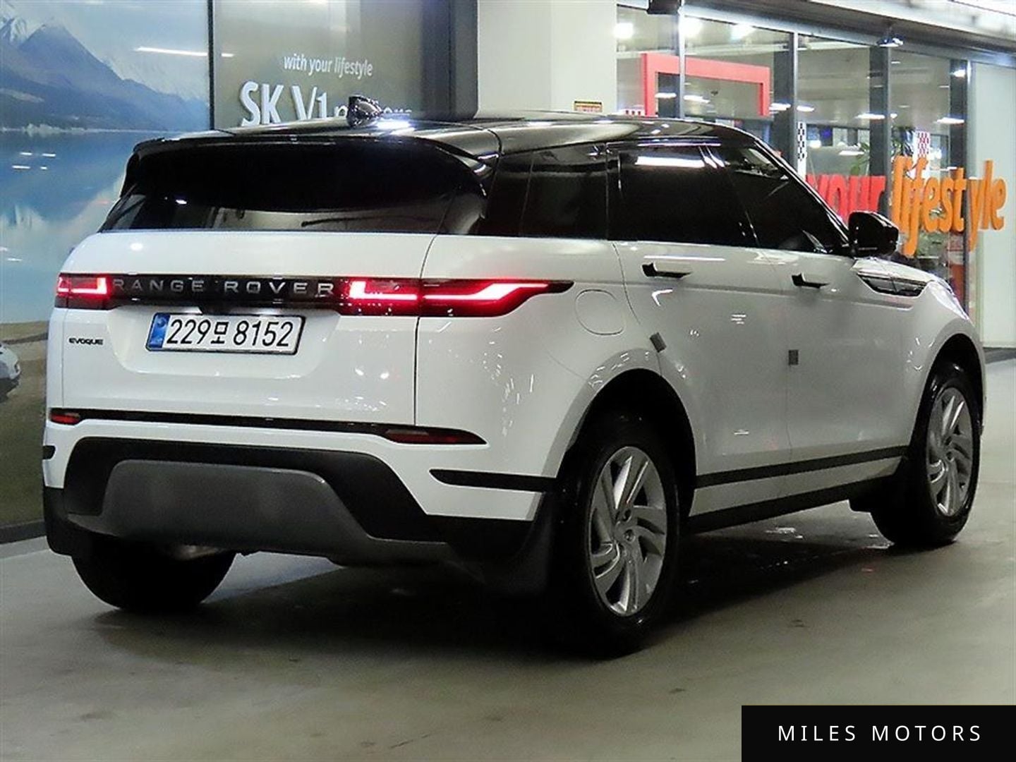 Land Rover 레인지로버 이보크 2026 — миниатюра 4
