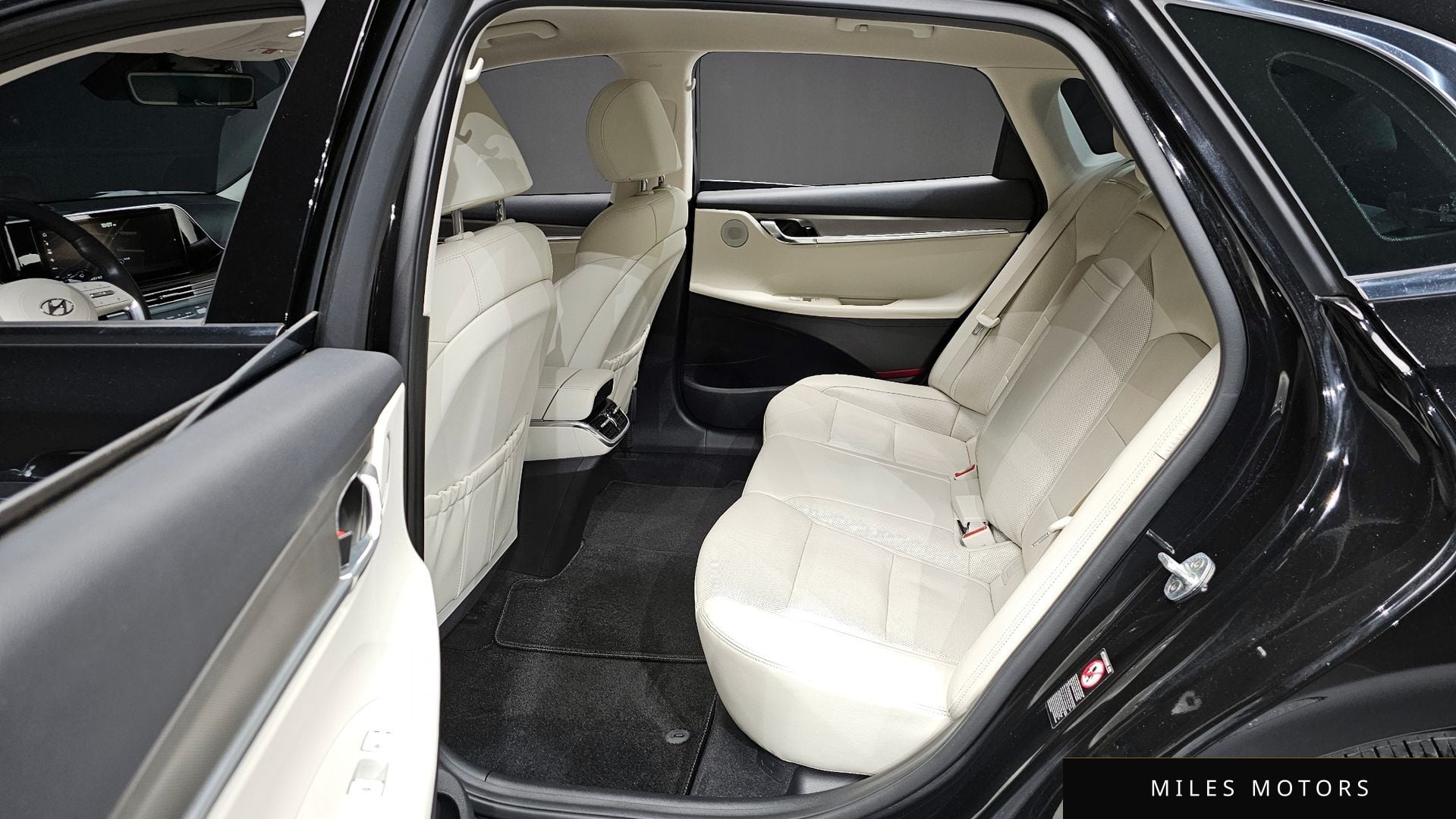 Hyundai Grandeur 2022 — миниатюра 11