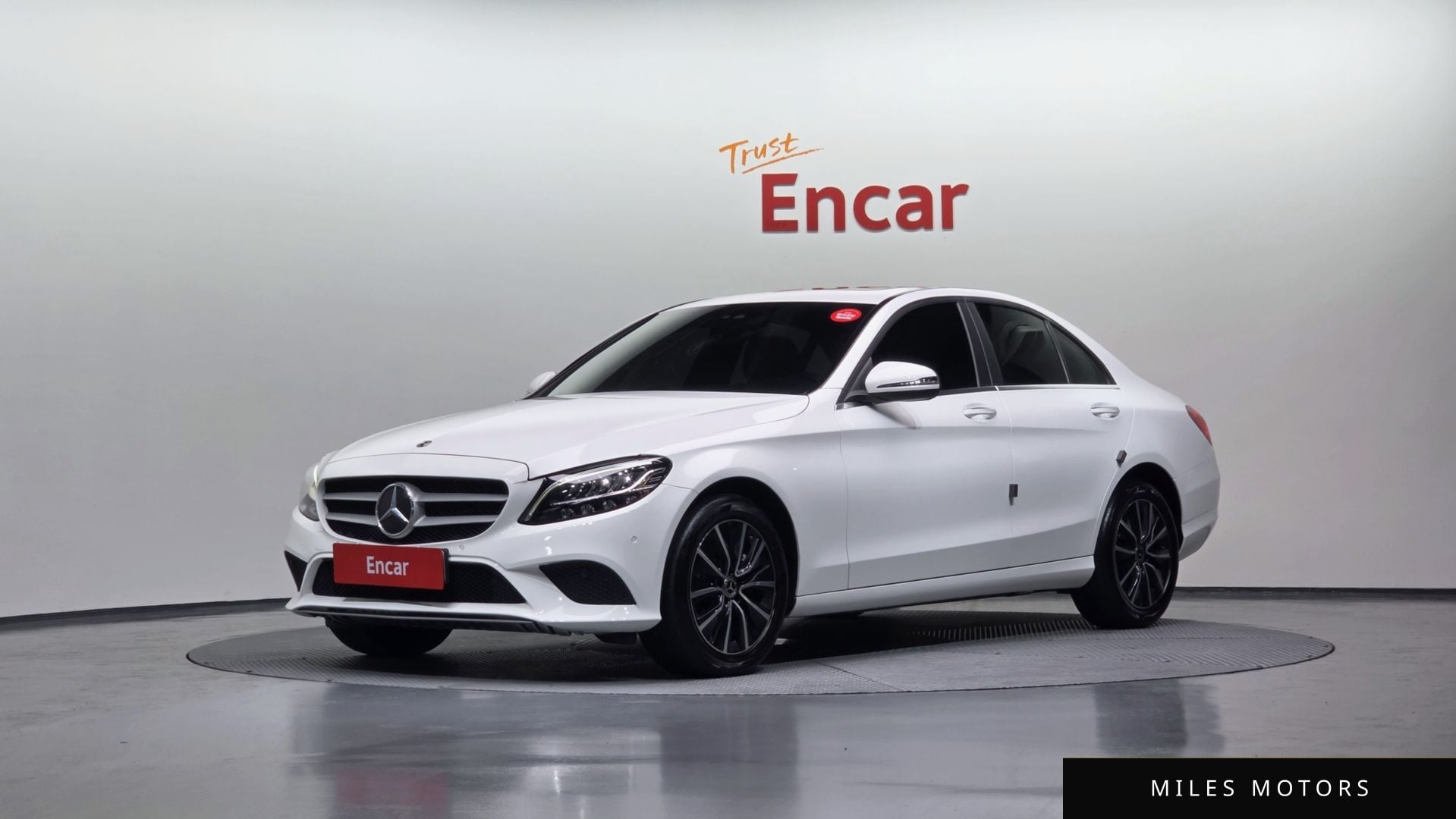 Mercedes-Benz C-Class W205 2020 — фото 1 из 12