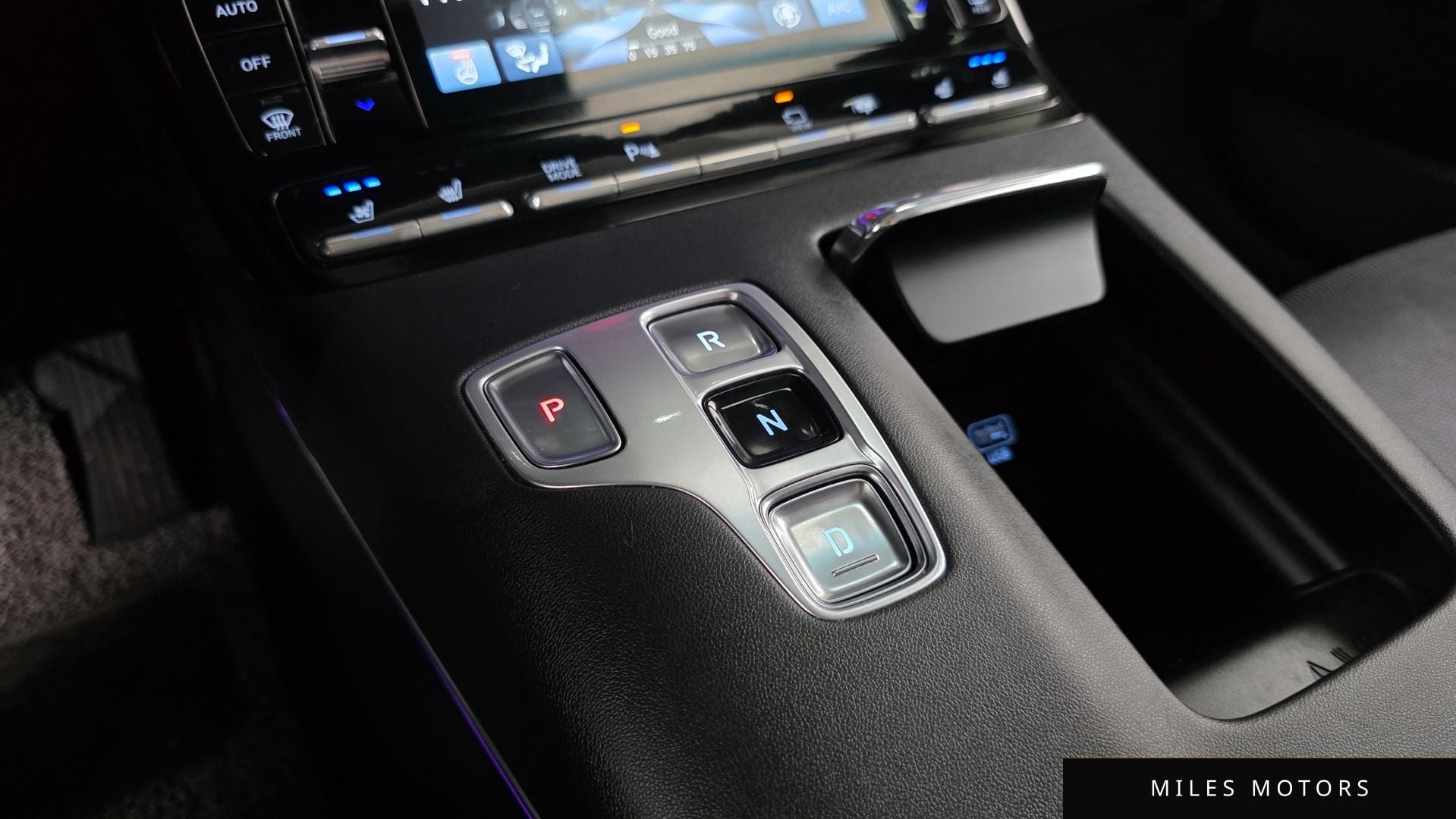Hyundai Grandeur 2022 — миниатюра 9