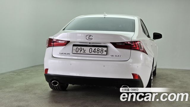 Лексус IS250 2014 — миниатюра 4