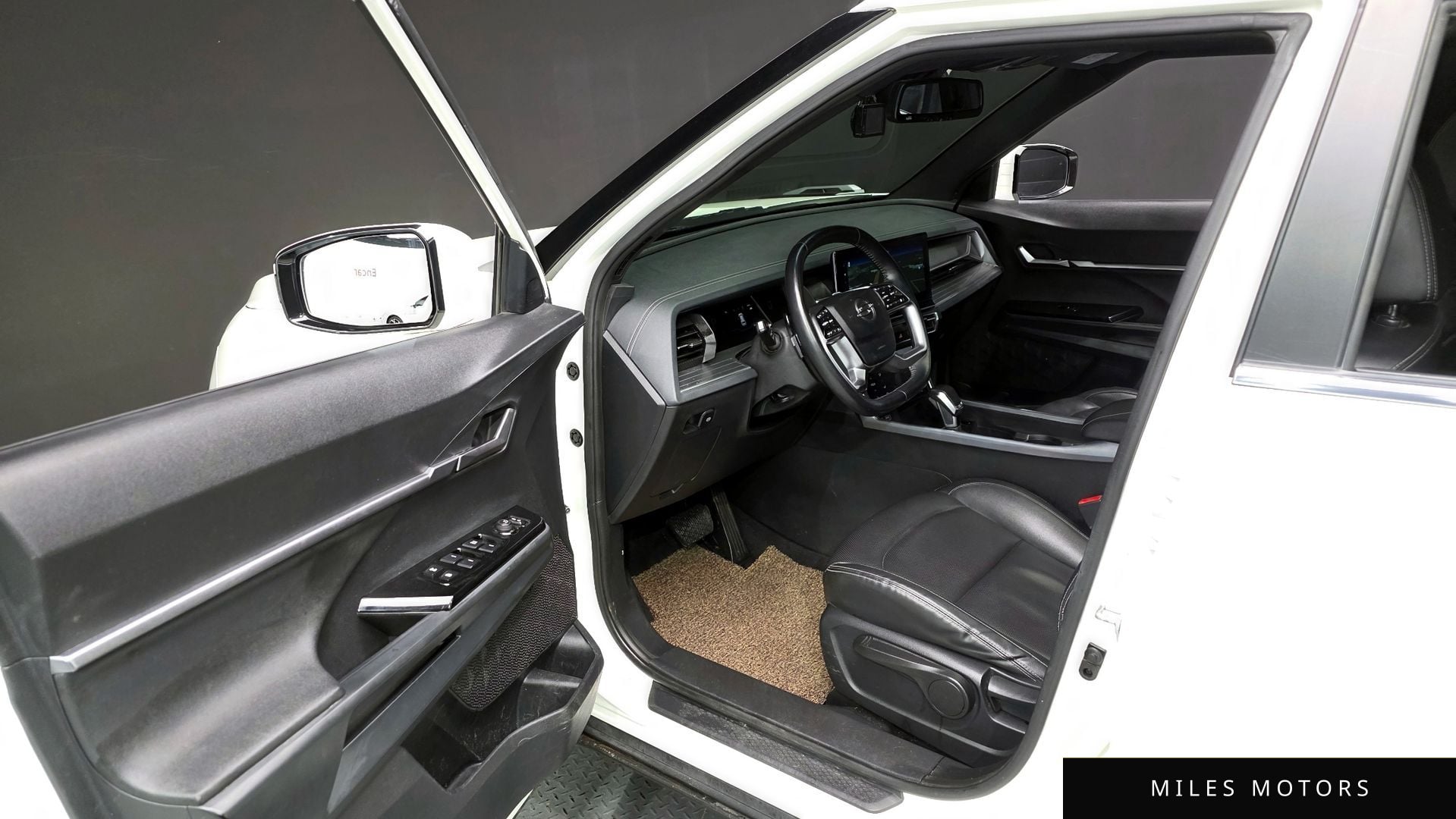 KG Mobility Torres 2023 — миниатюра 10