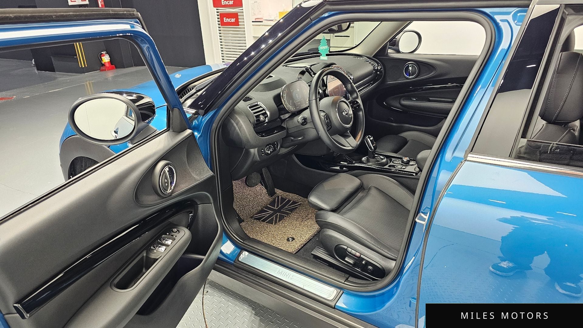 MINI Clubman 2022 — миниатюра 11