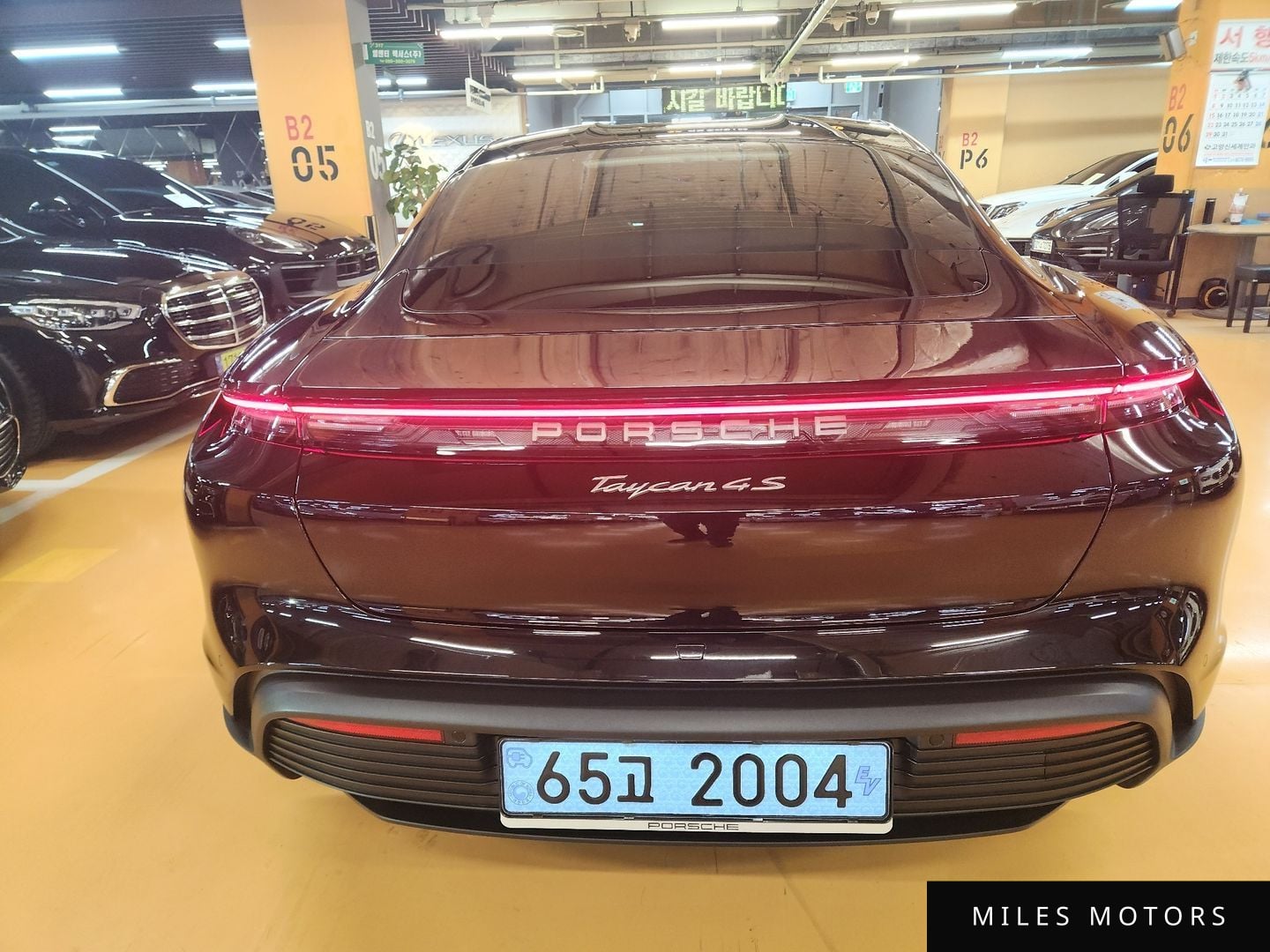 Porsche Taycan 2026 — миниатюра 7