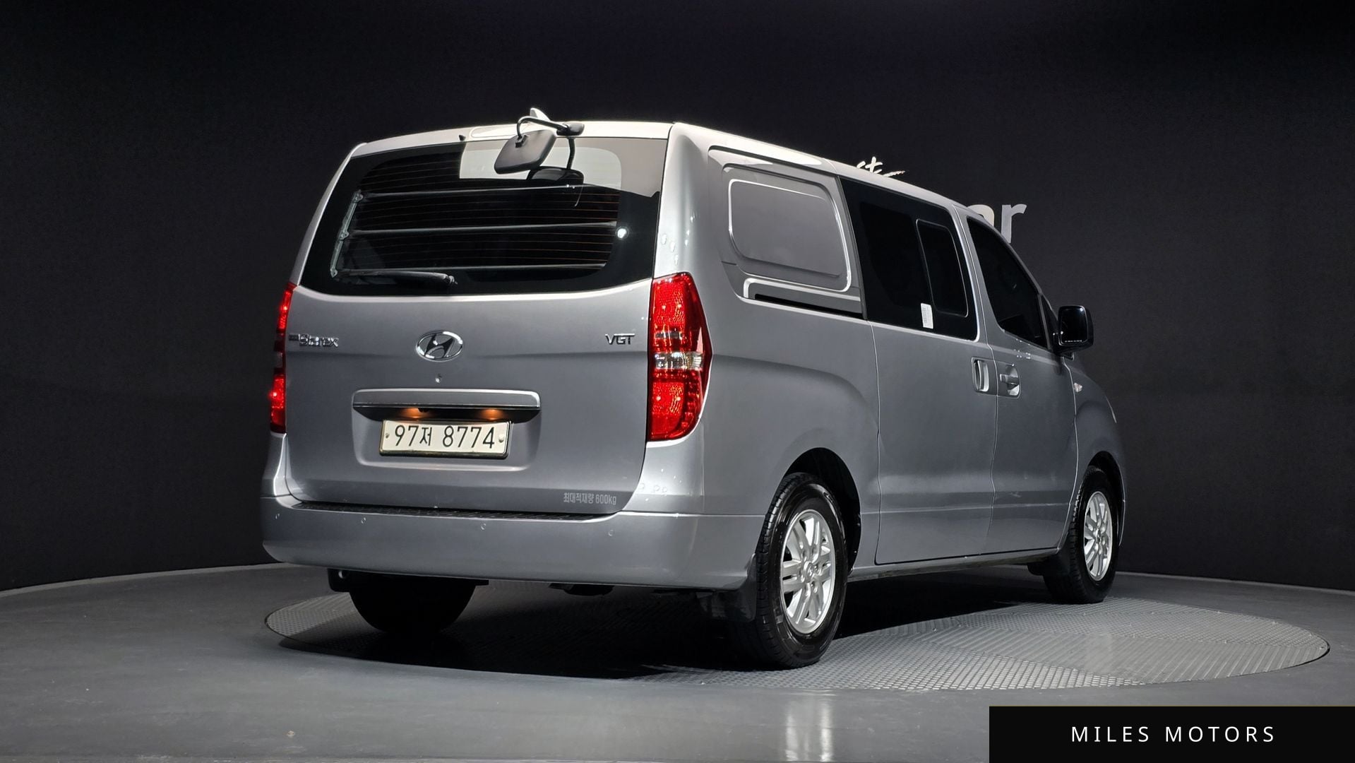 Hyundai Starex 2017 — миниатюра 2