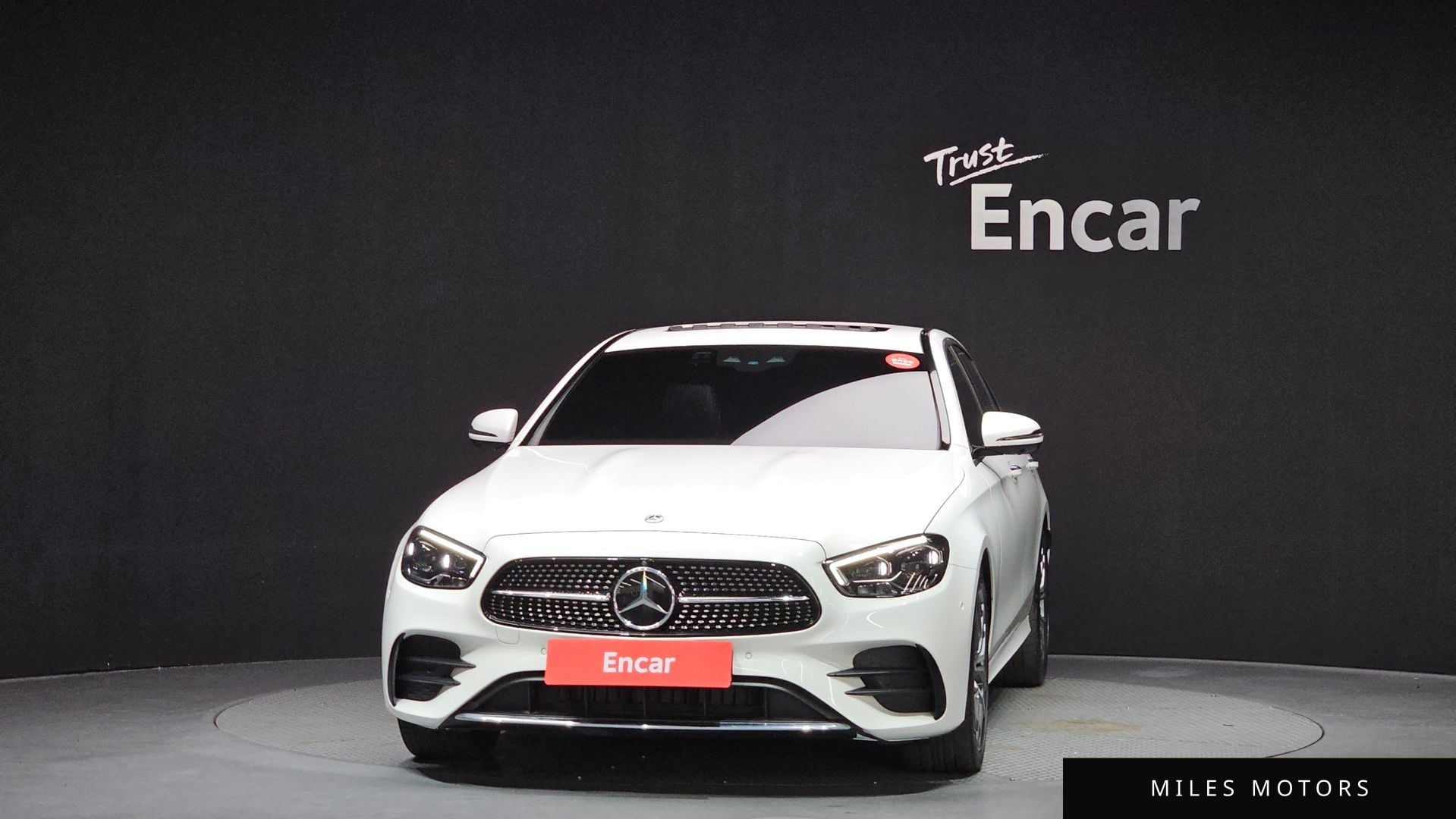 Mercedes-Benz E-Class W213 2023 — миниатюра 3