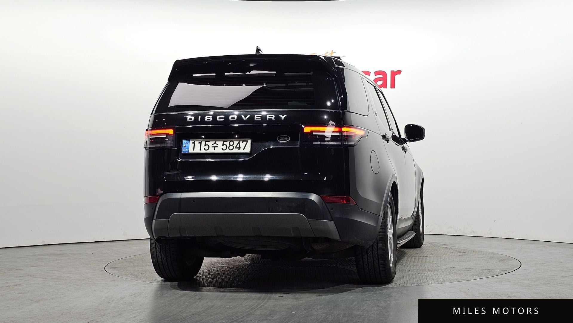 Land Rover Discovery 2018 — миниатюра 3