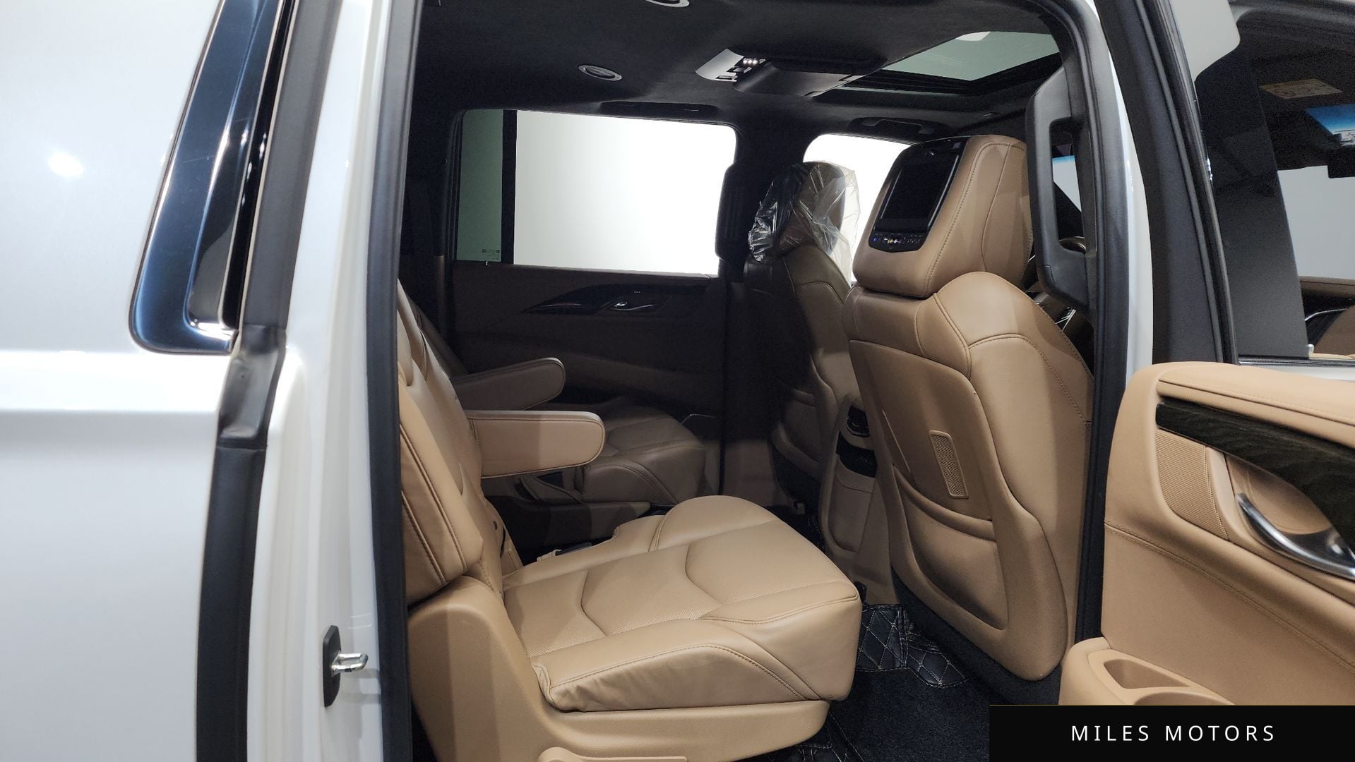 Cadillac 에스컬레이드 2019 — миниатюра 12