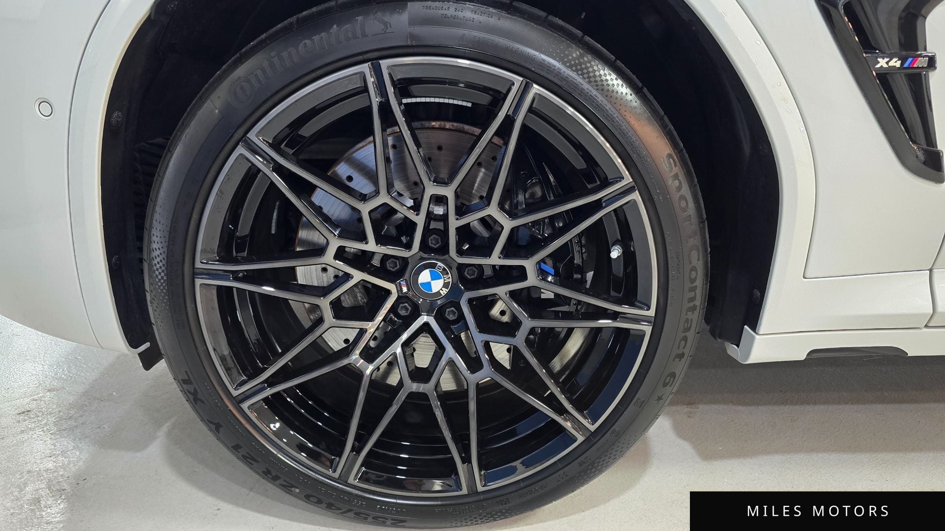 BMW X4M (G02) 2025 — миниатюра 5