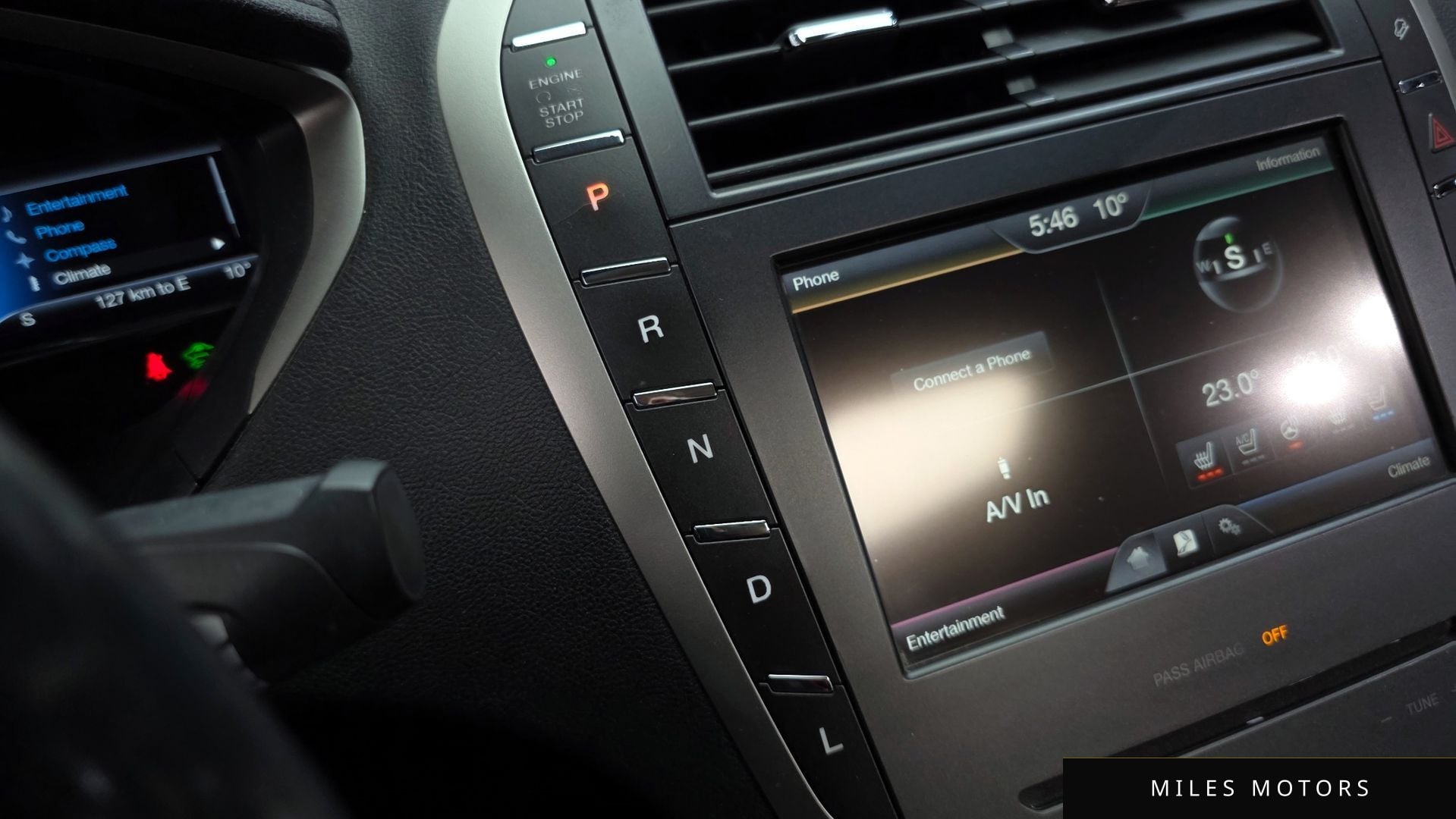 Lincoln MKZ 2015 — миниатюра 9
