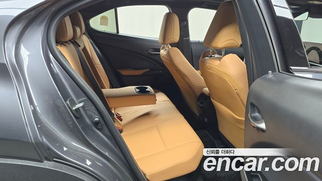 Лексус UX300h 2026 — миниатюра 12