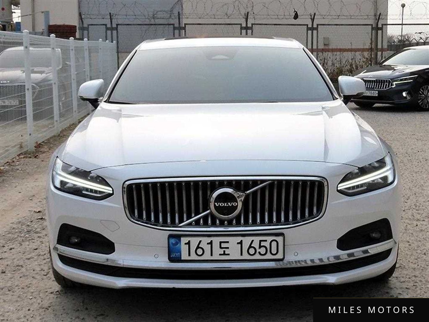 Volvo S90 2022 — фото 1 из 12