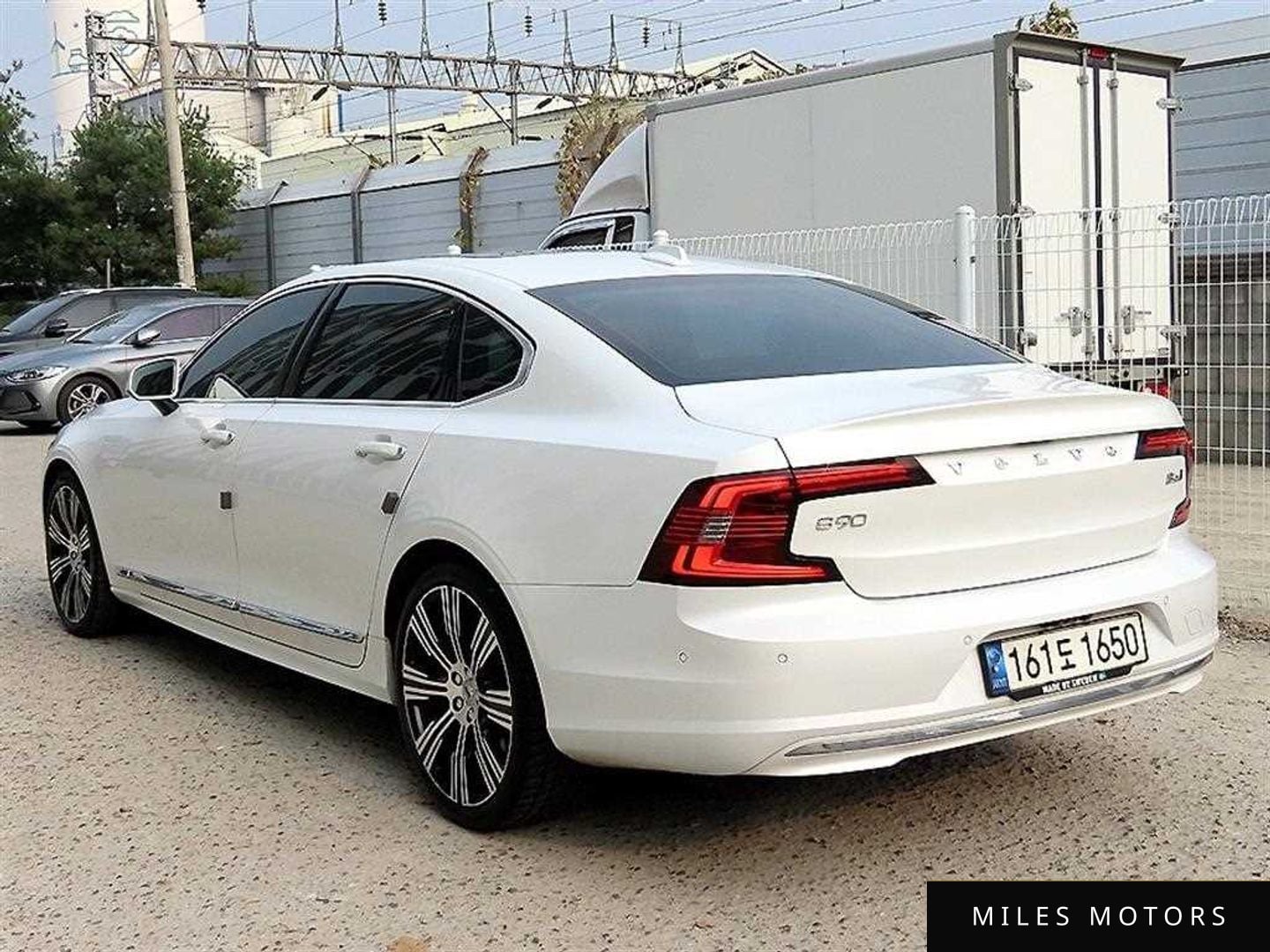 Volvo S90 2022 — миниатюра 2