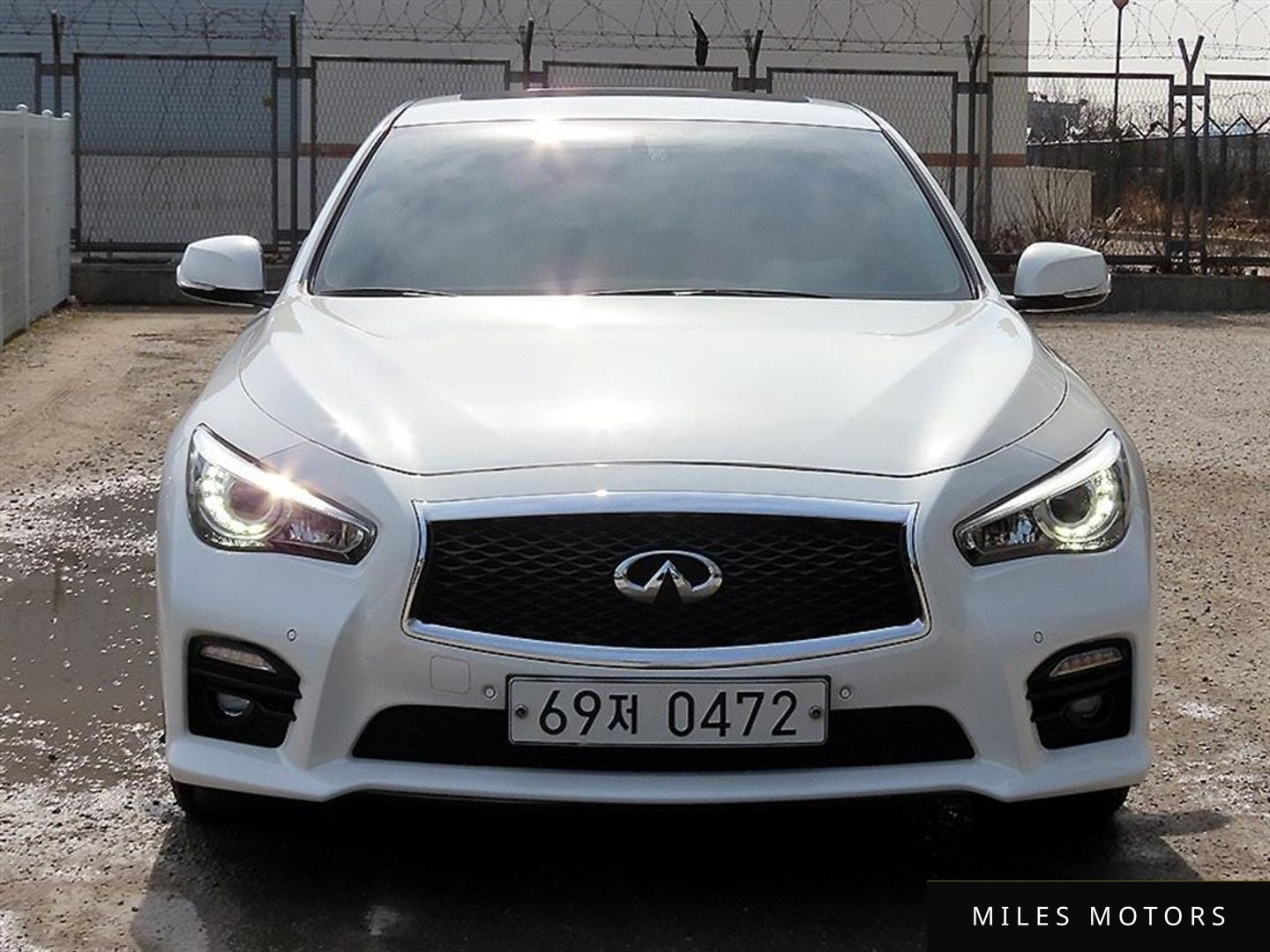 Infiniti Q50 2016 — фото 1 из 12