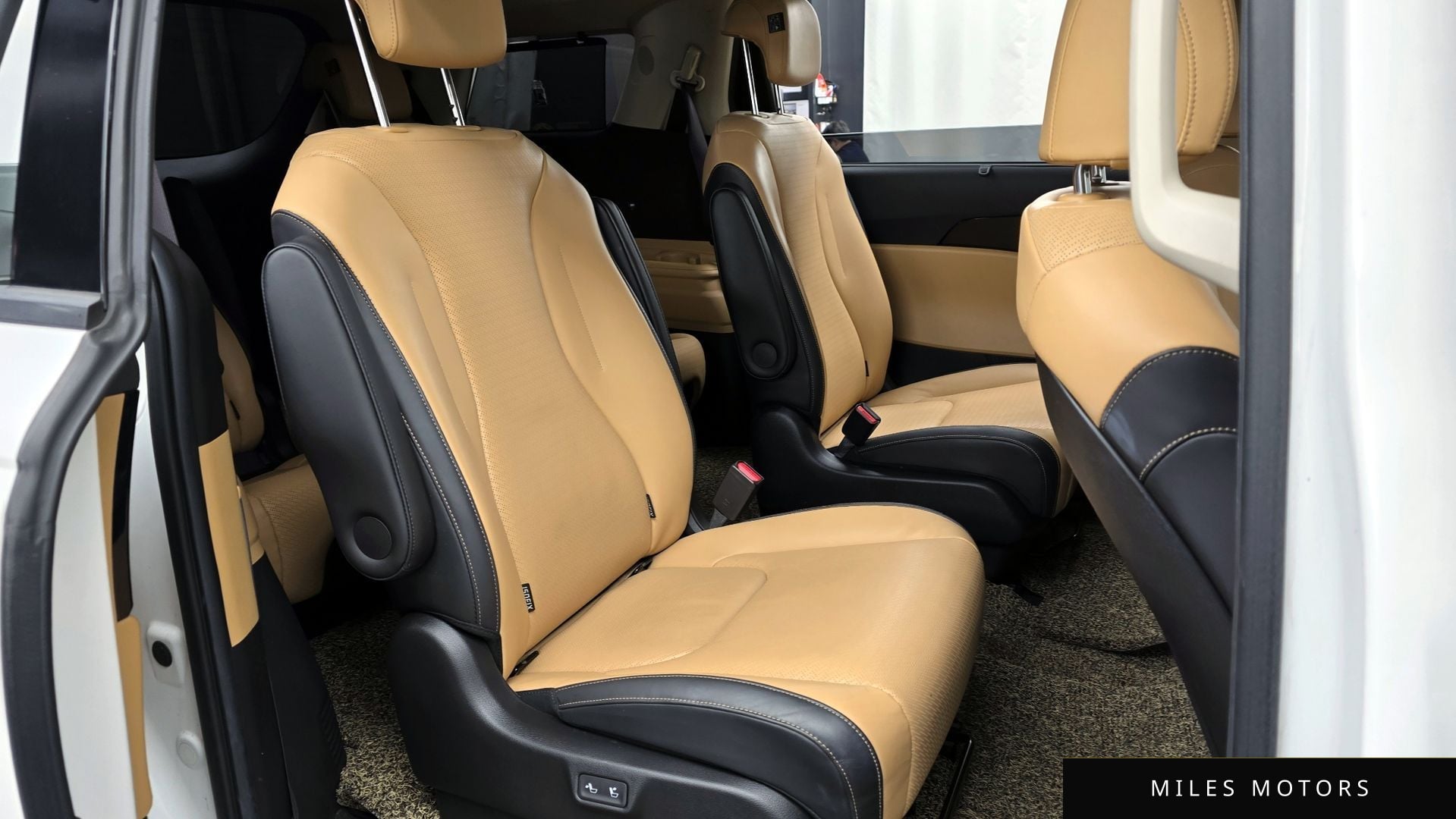 Kia Carnival 2021 — миниатюра 12